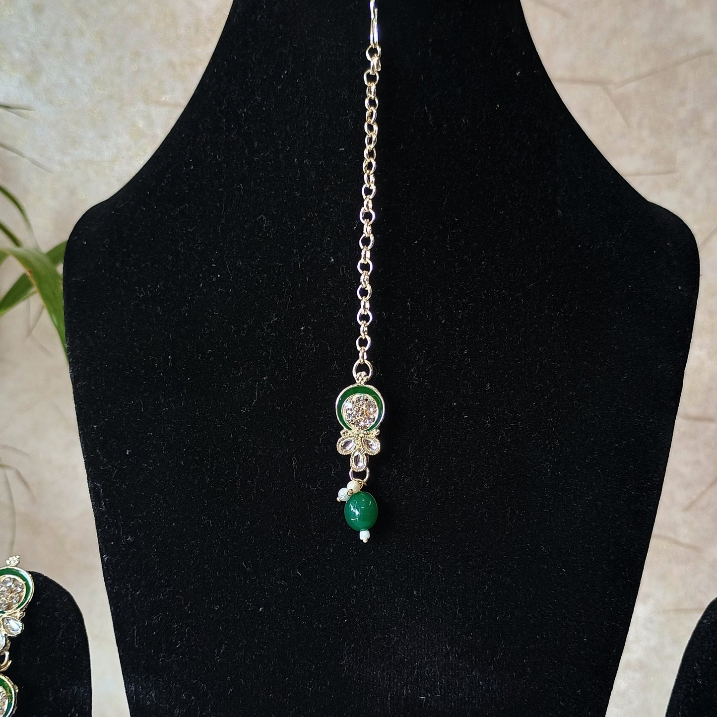 Green Pearl Choker Set with Maangtika