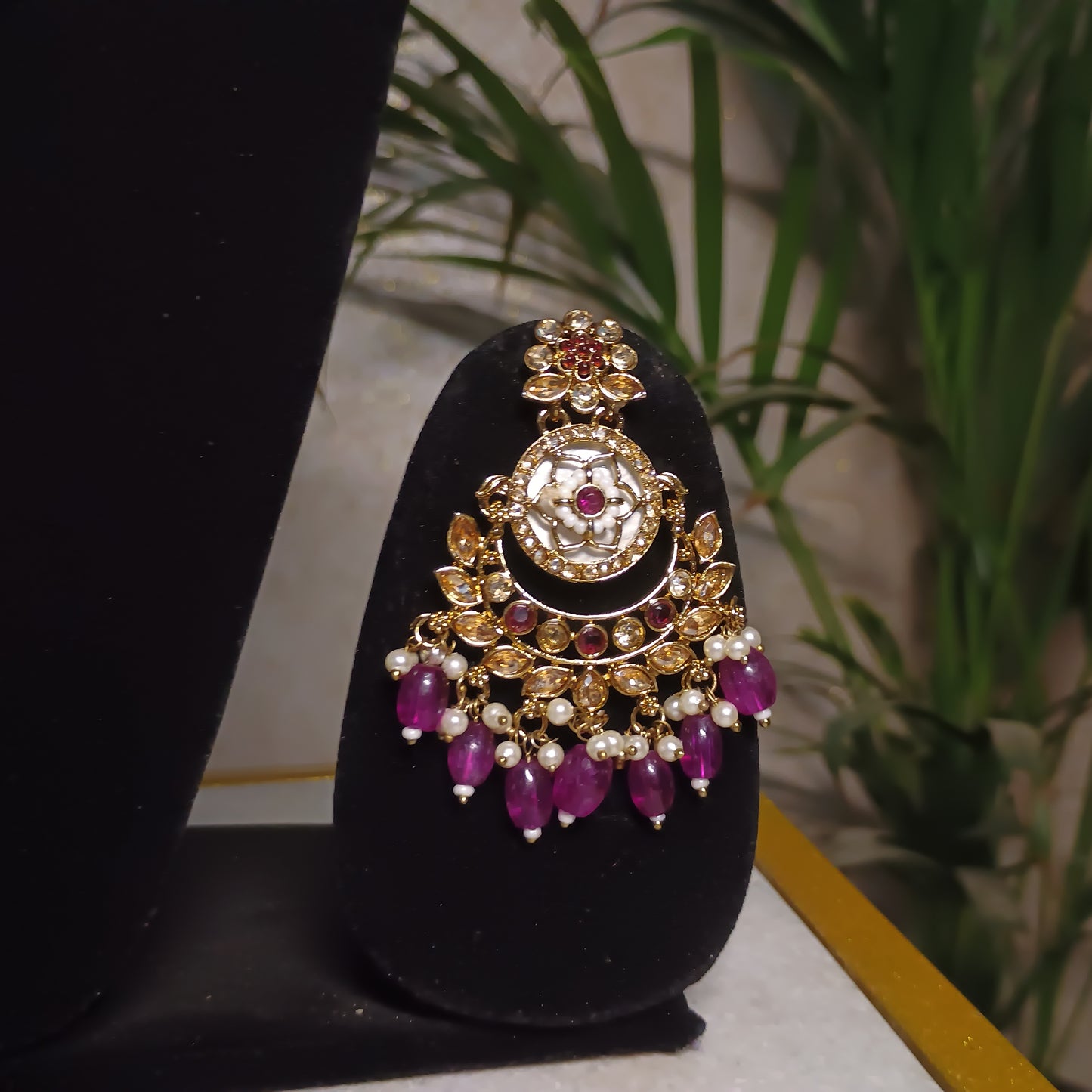 Antique Magenta Stone Jewellery Set with Maangtika