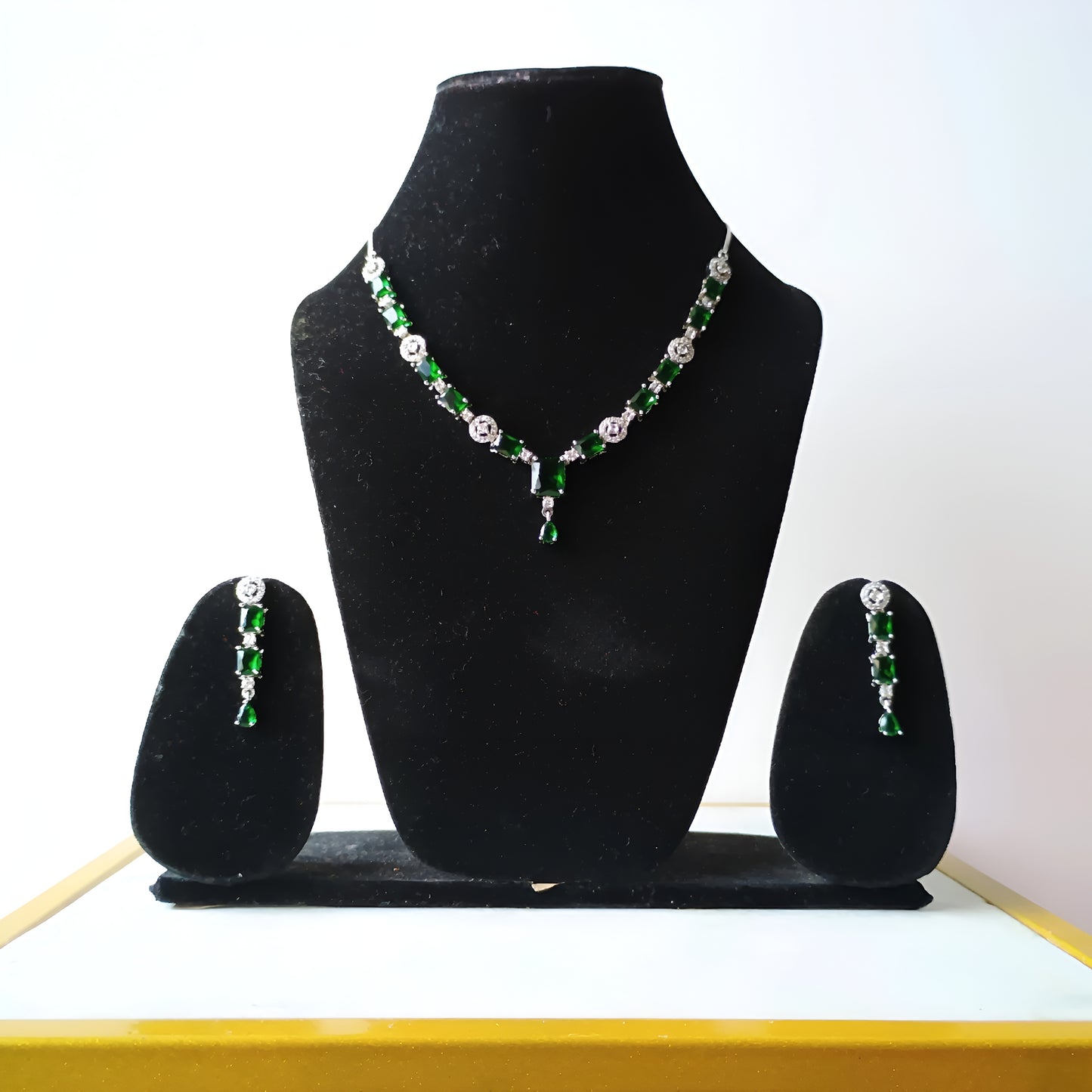 Emerald Crystal AD Necklace Set
