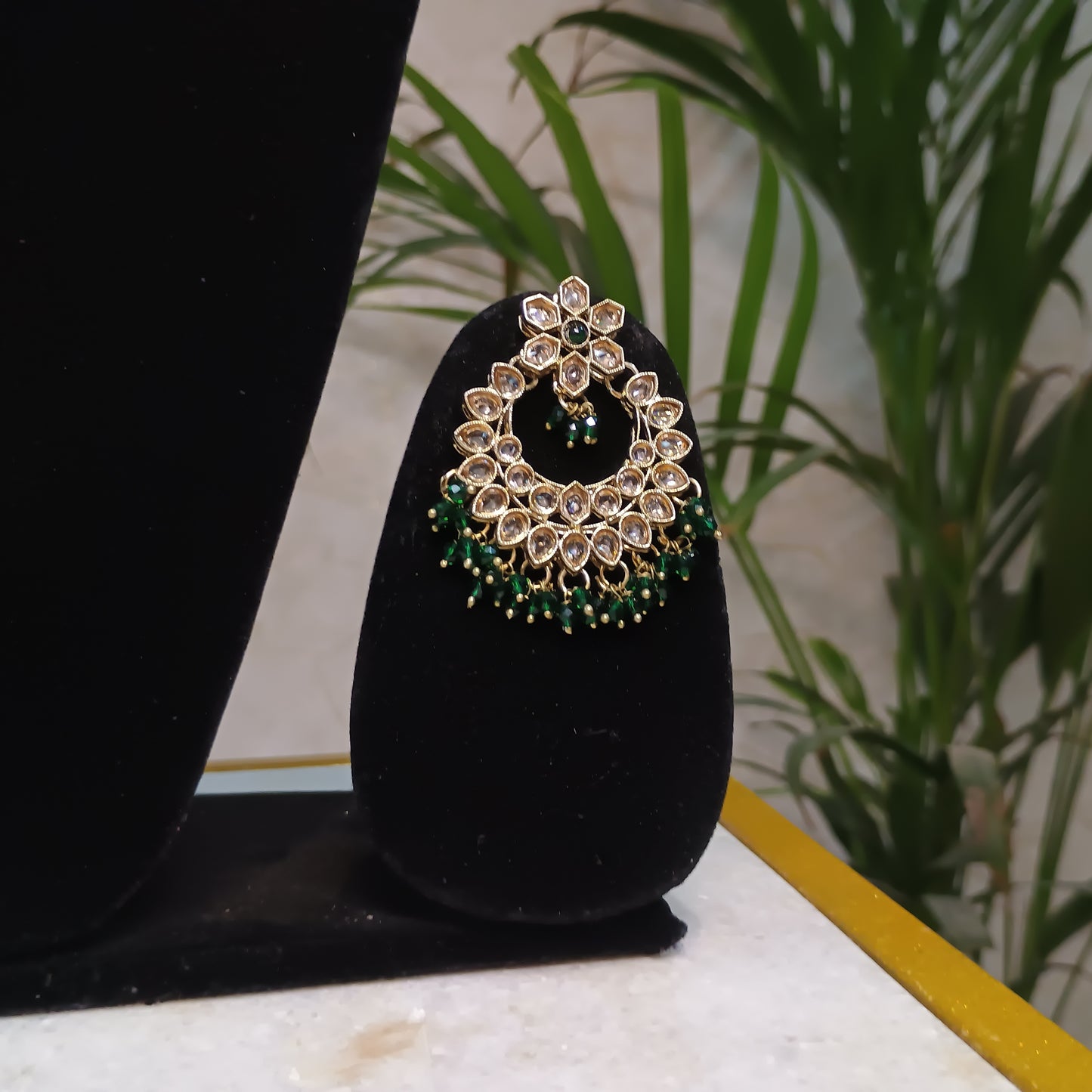 Elegant Stone Gold Plated Jewellery Set with Maangtika