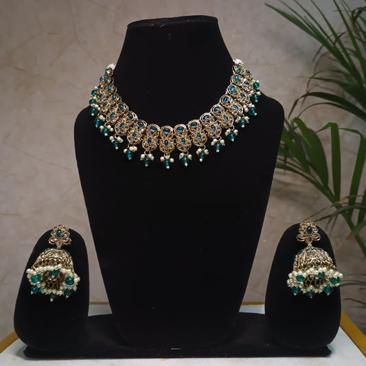 Antique Gold Plated Jewellery Set with Maangtika