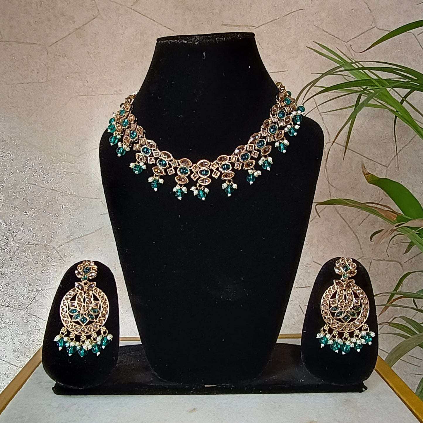 Elegant Stone Gold Plated Jewellery Set with Maangtika